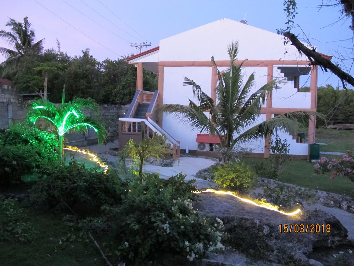 Cabilao Sunset Dive & Beach Resort Loon Zewnętrze zdjęcie