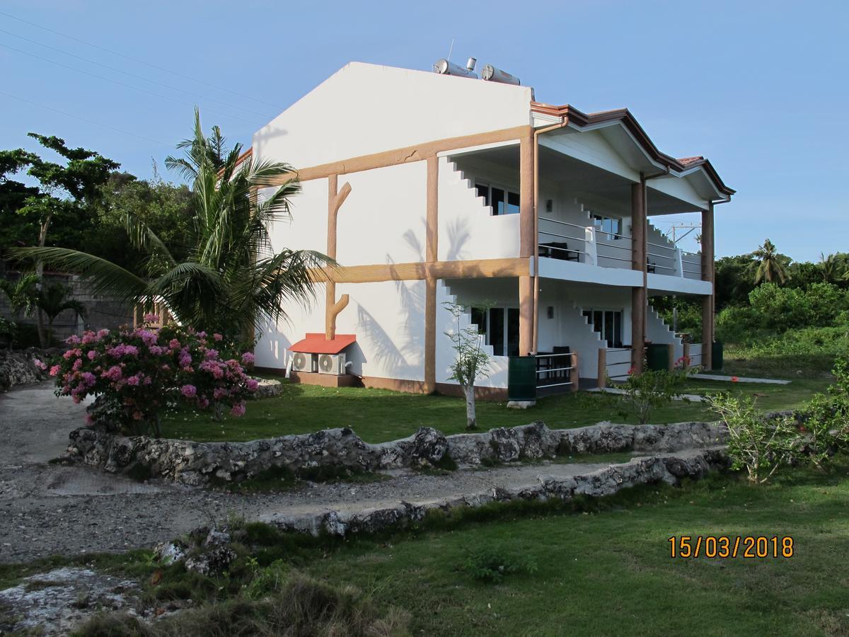 Cabilao Sunset Dive & Beach Resort Loon Zewnętrze zdjęcie