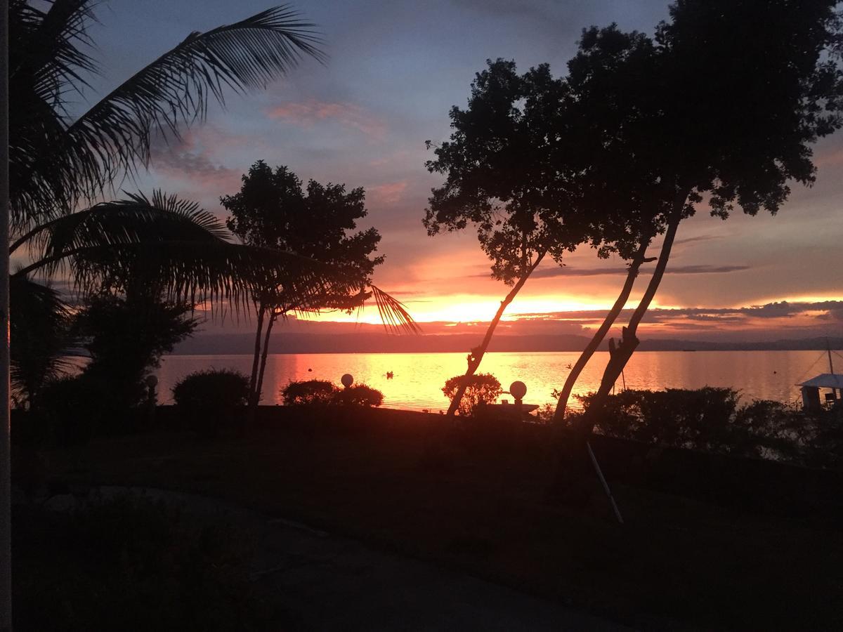 Cabilao Sunset Dive & Beach Resort Loon Zewnętrze zdjęcie